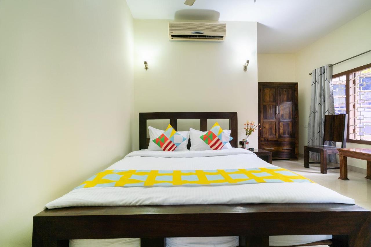 Oyo Home 63551 Pleasant Stay Near Fort Kochi Beach ภายนอก รูปภาพ